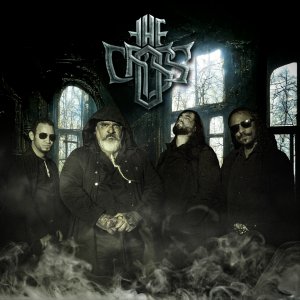 THE CROSS: Banda anuncia single em homenagem ao ex-baterista Louis