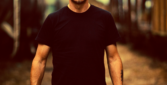 JUGGERNAUT: Banda anuncia desligamento do baixista Valda