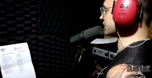 ASKE: Banda divulga trechos das gravações dos vocais de novo álbum, confira!