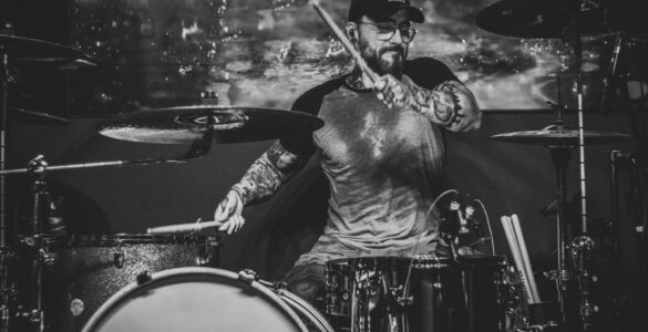 INFESTATIO: Colisão de vertentes marca a união da banda com o renomado baterista Richard Haddad em novo projeto